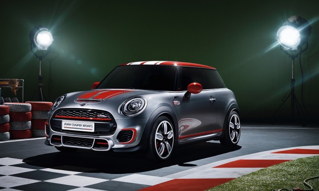 MINI John Cooper Works Concept (3).jpg